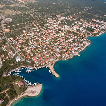 Apartments By The Sea Mandre, Pag - 4101 Apartment *