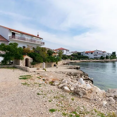 Apartments By The Sea Mandre, Pag - 4101 Apartment