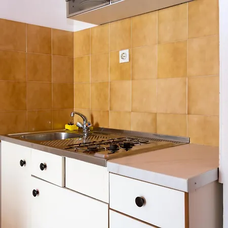 Apartments By The Sea Mandre, Pag - 4101 Apartment