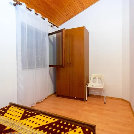 Apartamento By The Sea Mandre - Pag - 4101 Kolan