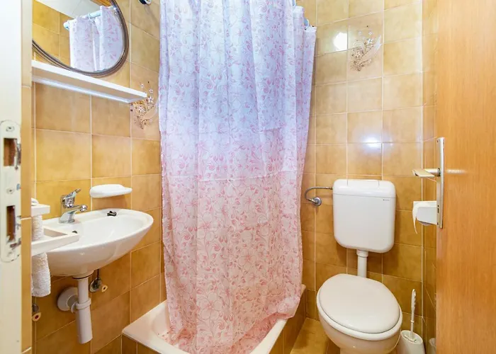 By The Sea Mandre, Pag - 4101 Kolan